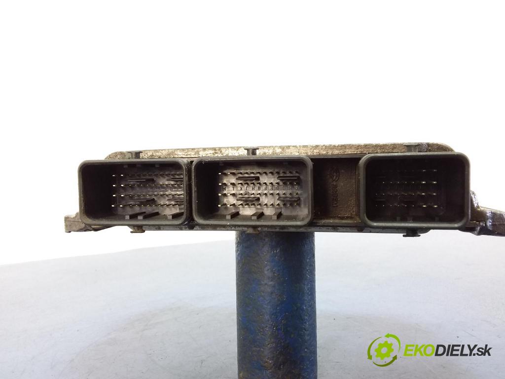 Renault Megane 2003 riadiaca jednotka Motor: 8200298457