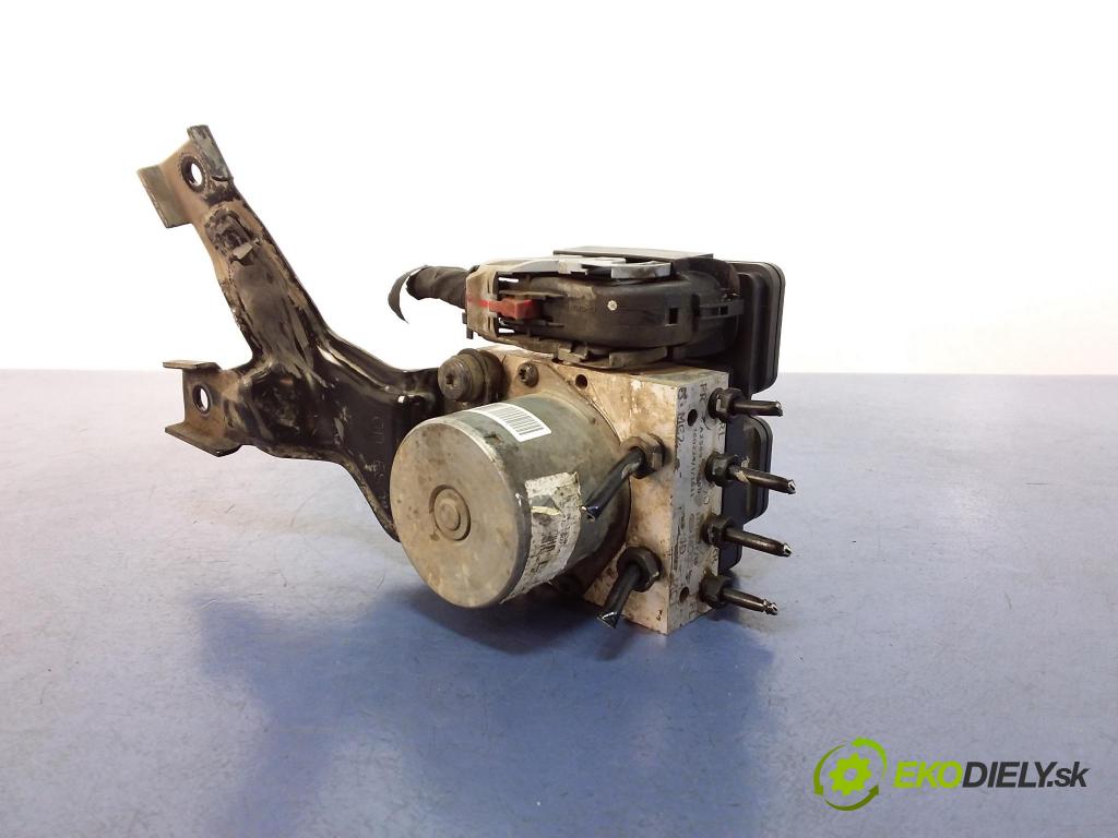 Kia Ceed 2016 čerpadlo ABS x 61589-45200