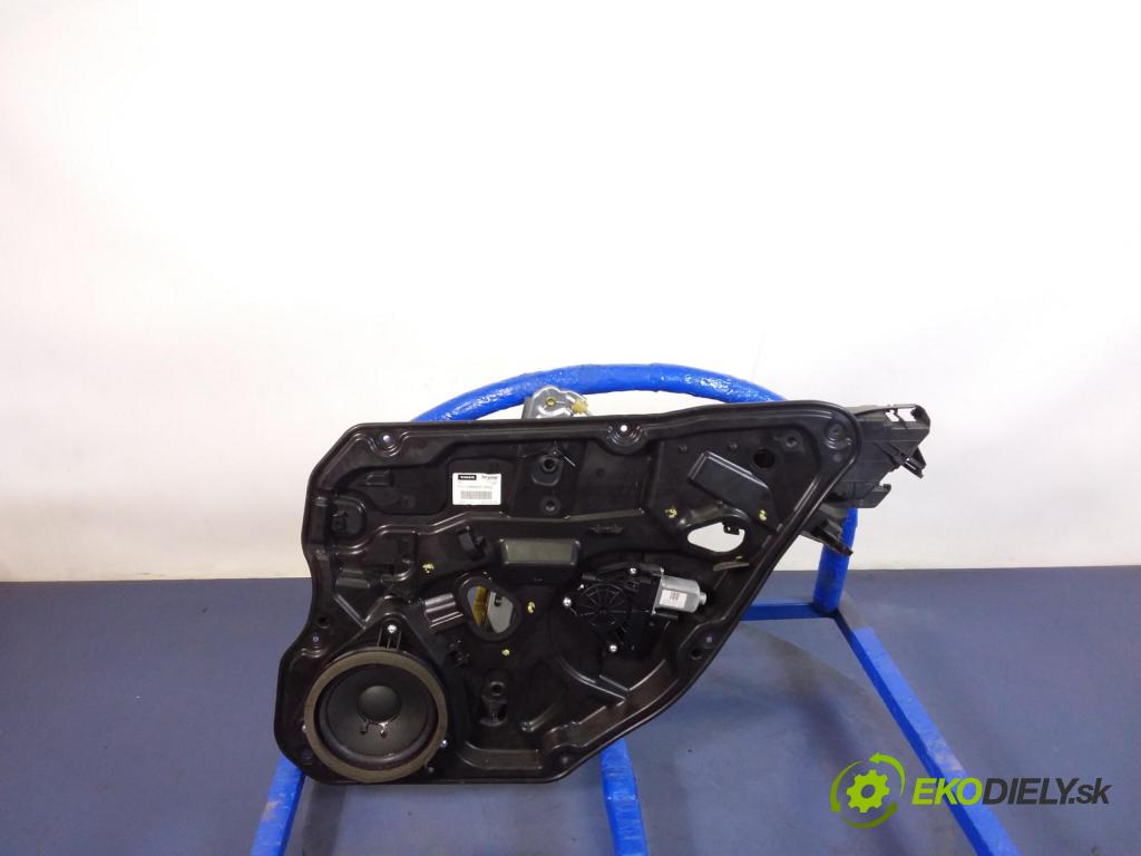 Volvo V60 2012 mechanismus stahování Sklenka: Zad: v pravo: 30784313
