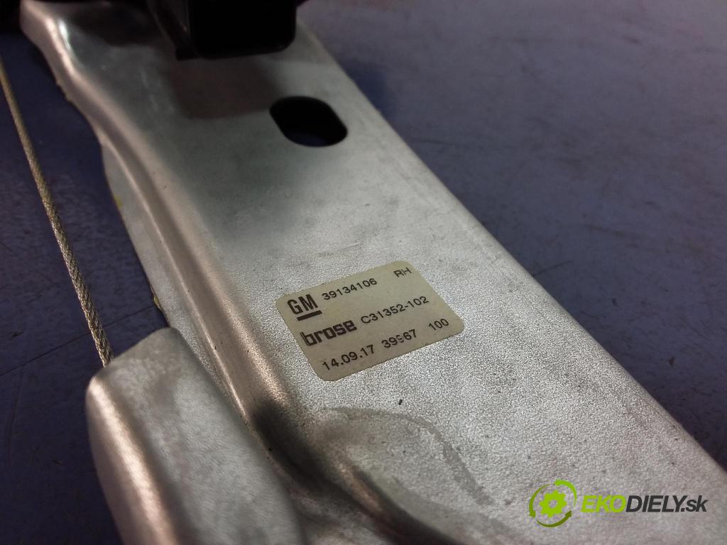 Opel Astra 2017 mechanismus stahování Sklenka: Zad: v pravo: 39134106