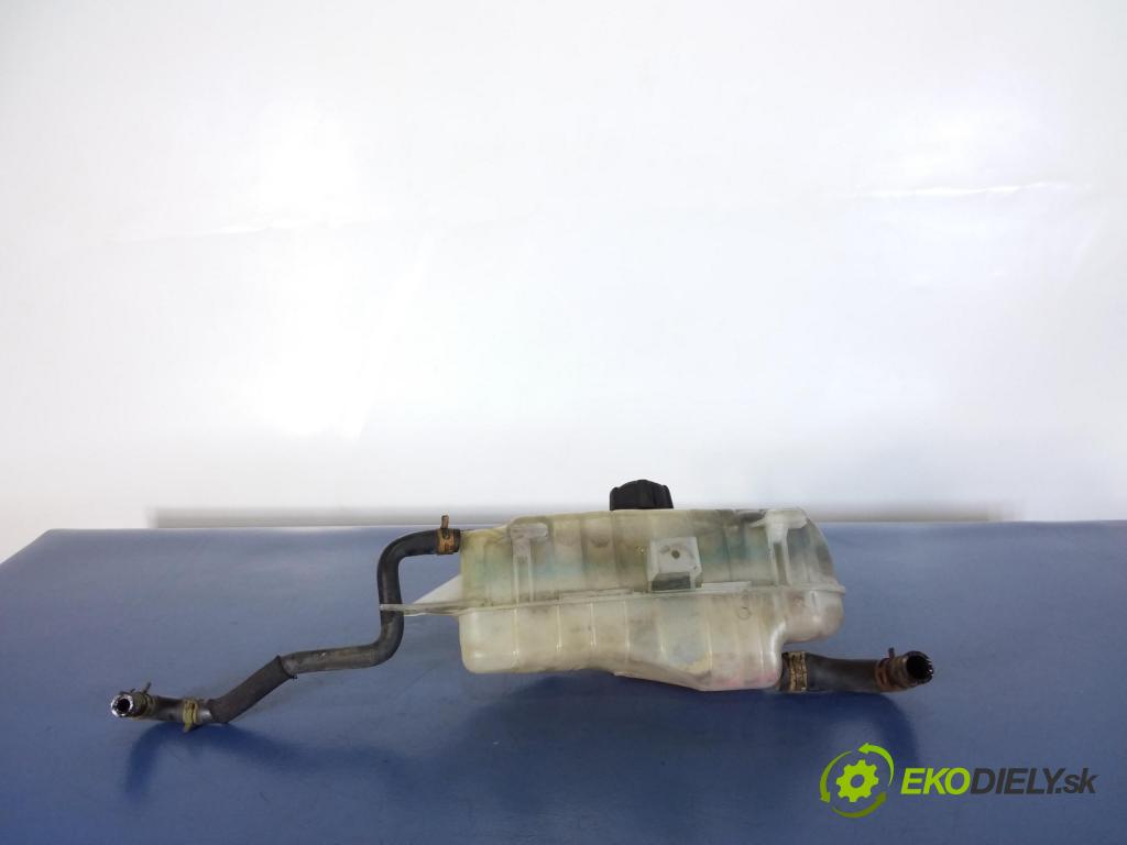 Renault Clio 2006 nádržka Kompenzačné: 8200149742