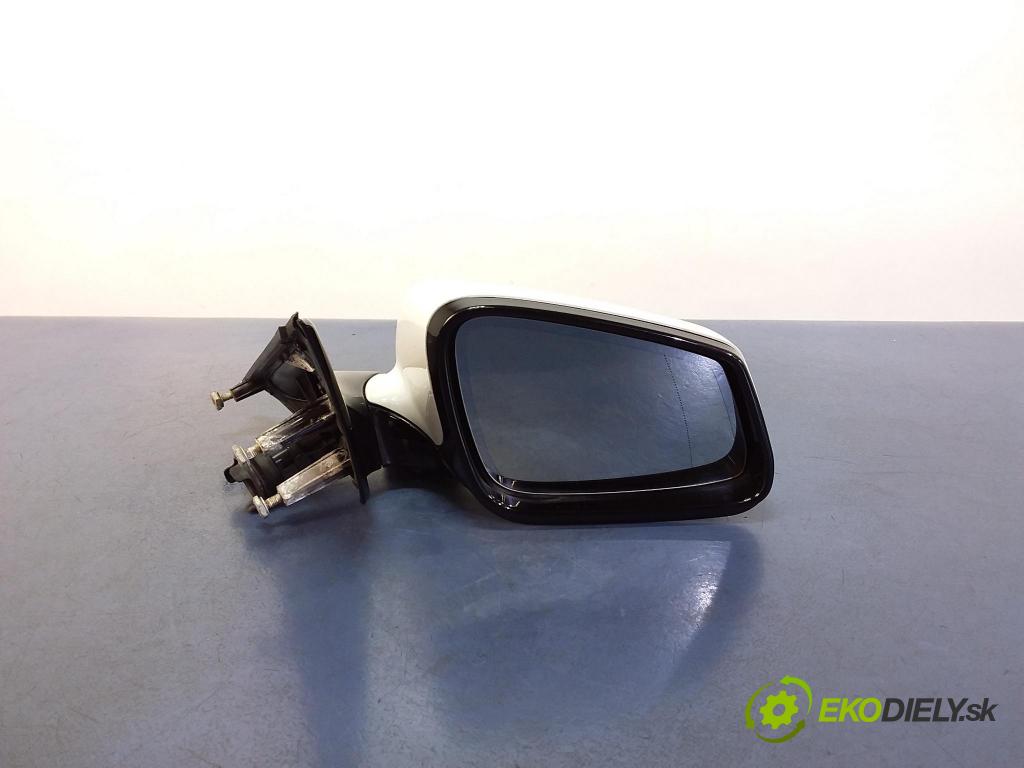 Bmw Seria 7 2012 zrkadlo Správny: F0152402U6680