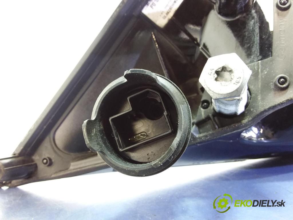 Bmw Seria 7 2012 zrkadlo Správny: F0152402U6680