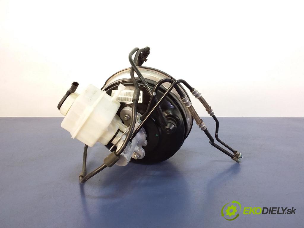 Bmw Seria 7 2012 servo Brzdní: 32666324