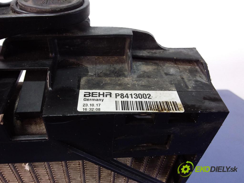 Bmw Seria 7 2012 chladič oleja 99000037