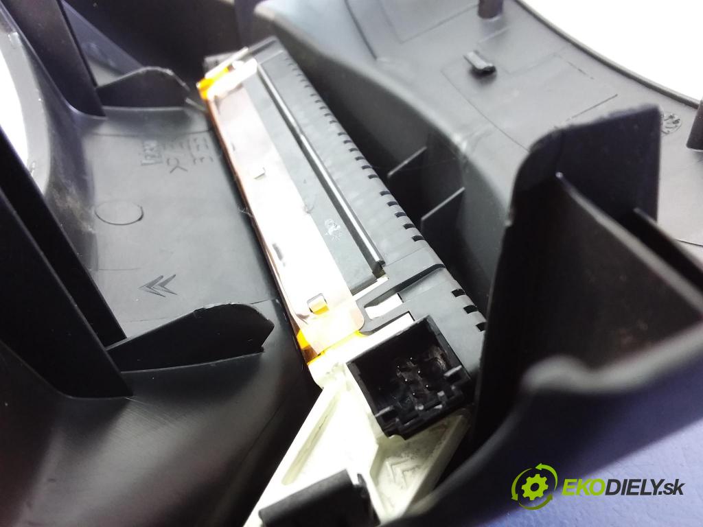 Citroen C4 2005 Zobrazit: Rádio: / GPS 9654149380