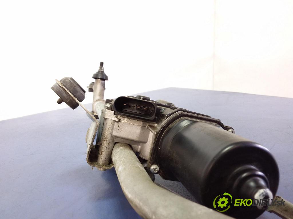 Skoda Superb 2016 mechanizmus motor: Stierače: Predné 3V1955023A