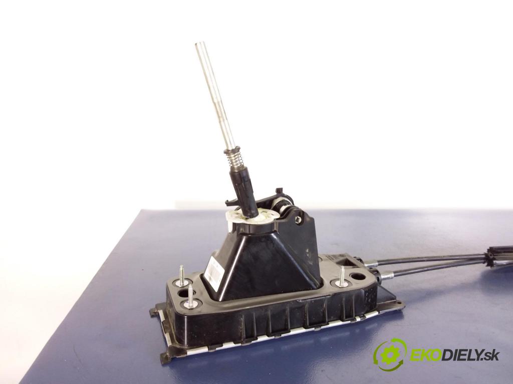 Skoda Superb 2016 Páka: Zmeny: 3Q0711061