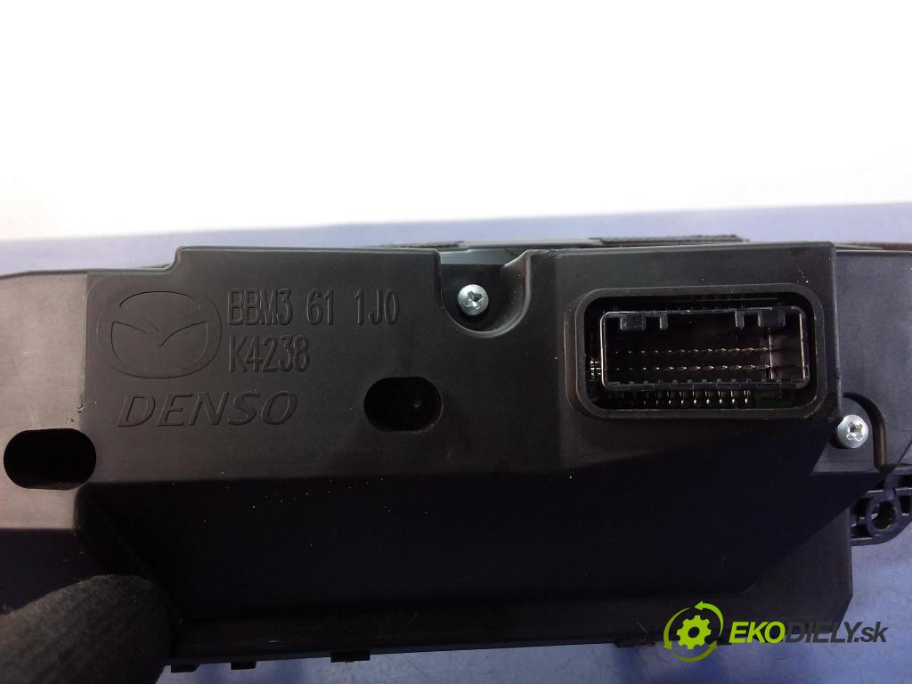 Mazda 3 2010 Zobrazit: Rádio: / GPS BBP3611J0F