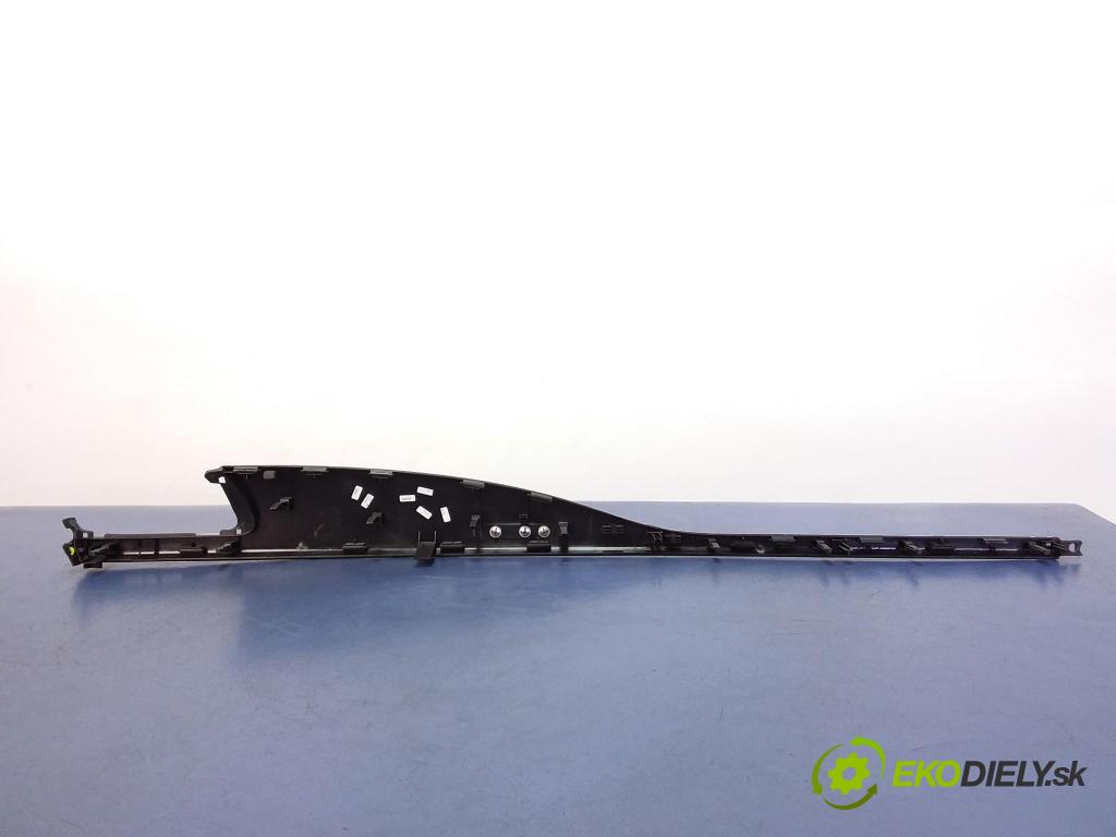 Audi A7 2011 lišta Dekoratívne: Vnútri: 4G8853190