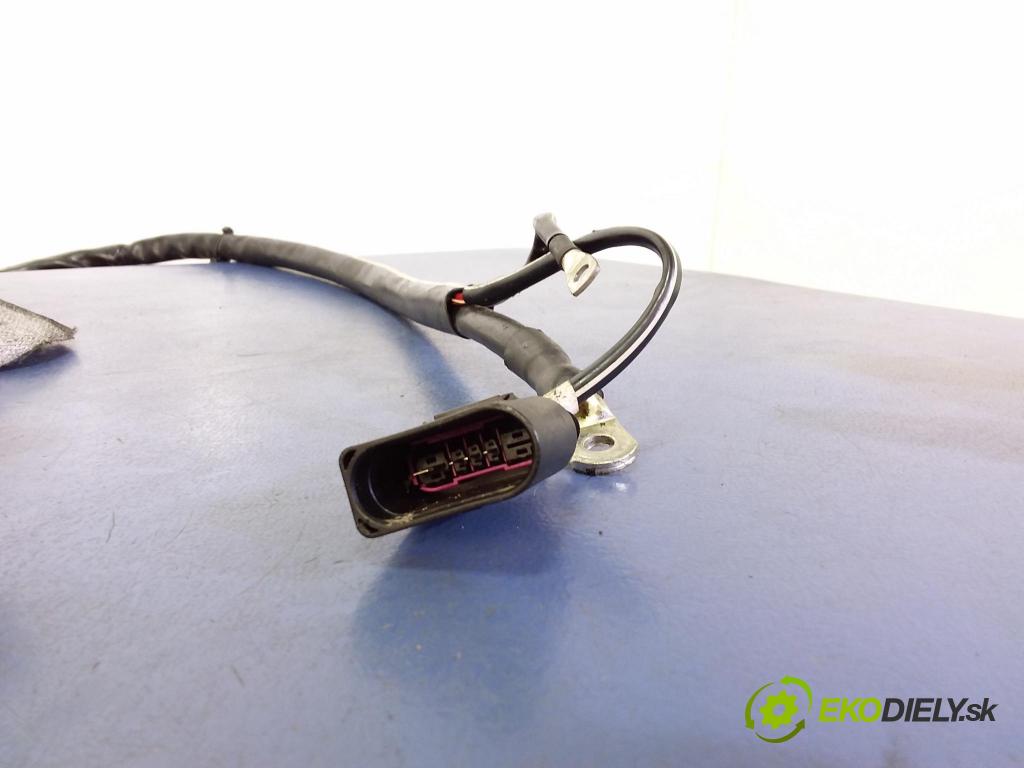 Audi A7 2011 instalace Elektrický: 4G1971228P