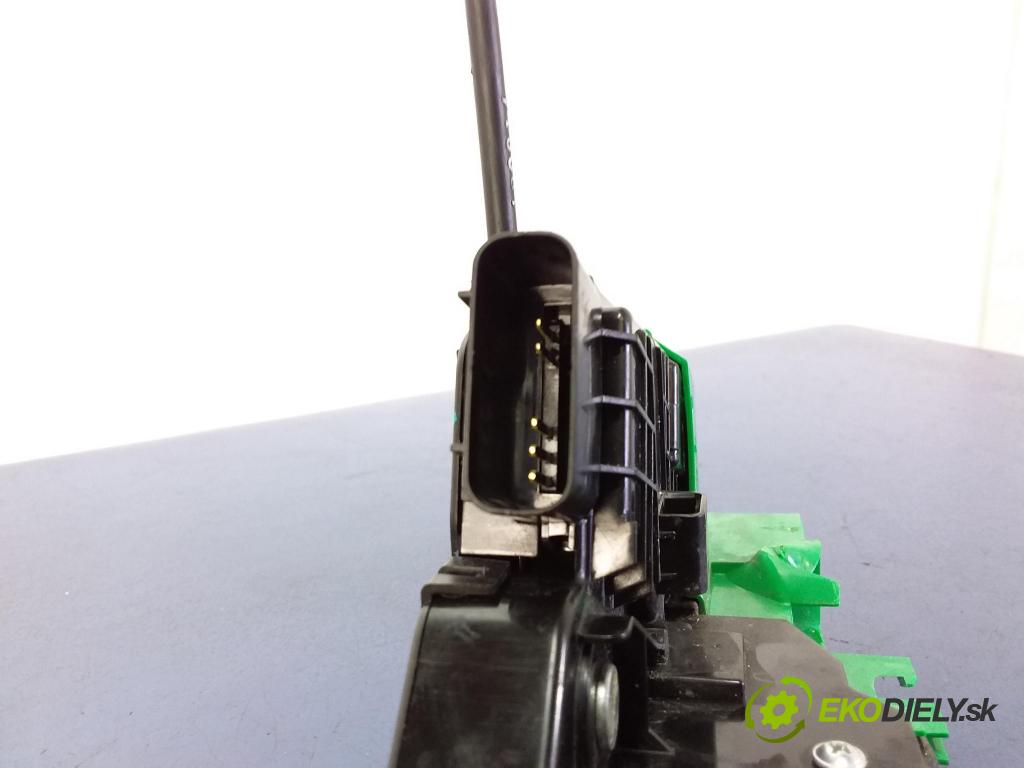 Hyundai I30 2020 zámok dvere Predné Vľavo: 81310-G3040