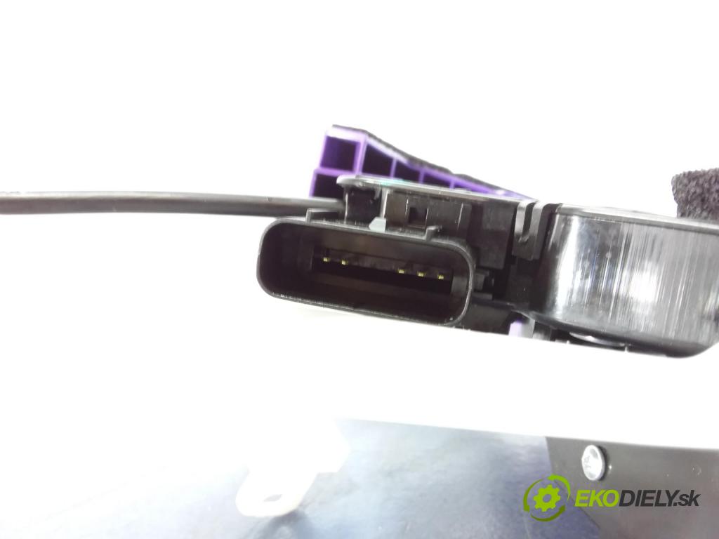 Hyundai I30 2020 zámok dvere zad v pravo: 81420-G3010