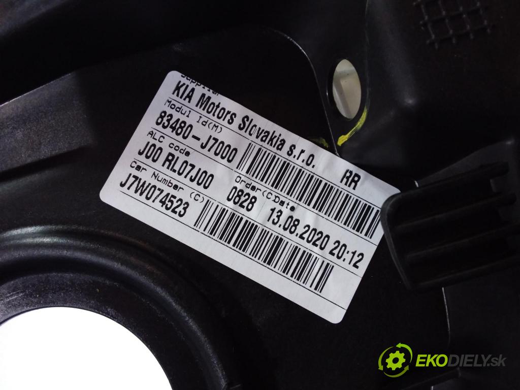 Kia Ceed 2020 mechanismus stahování Sklenka: Zad: v pravo: 83480-J7000