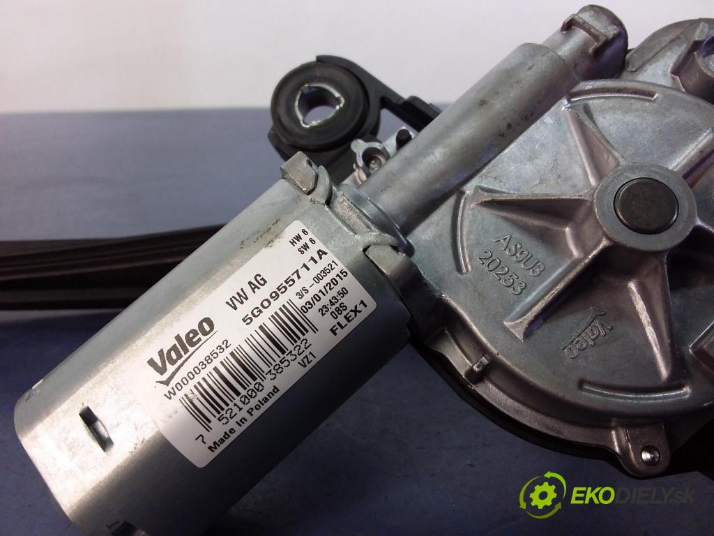Vw Passat 2015 motor: Stierače: zad 5Q0955711A