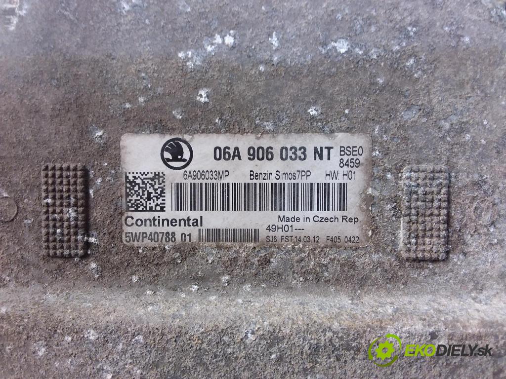 Skoda Octavia 2012 riadiaca jednotka Motor: 06A906033NT