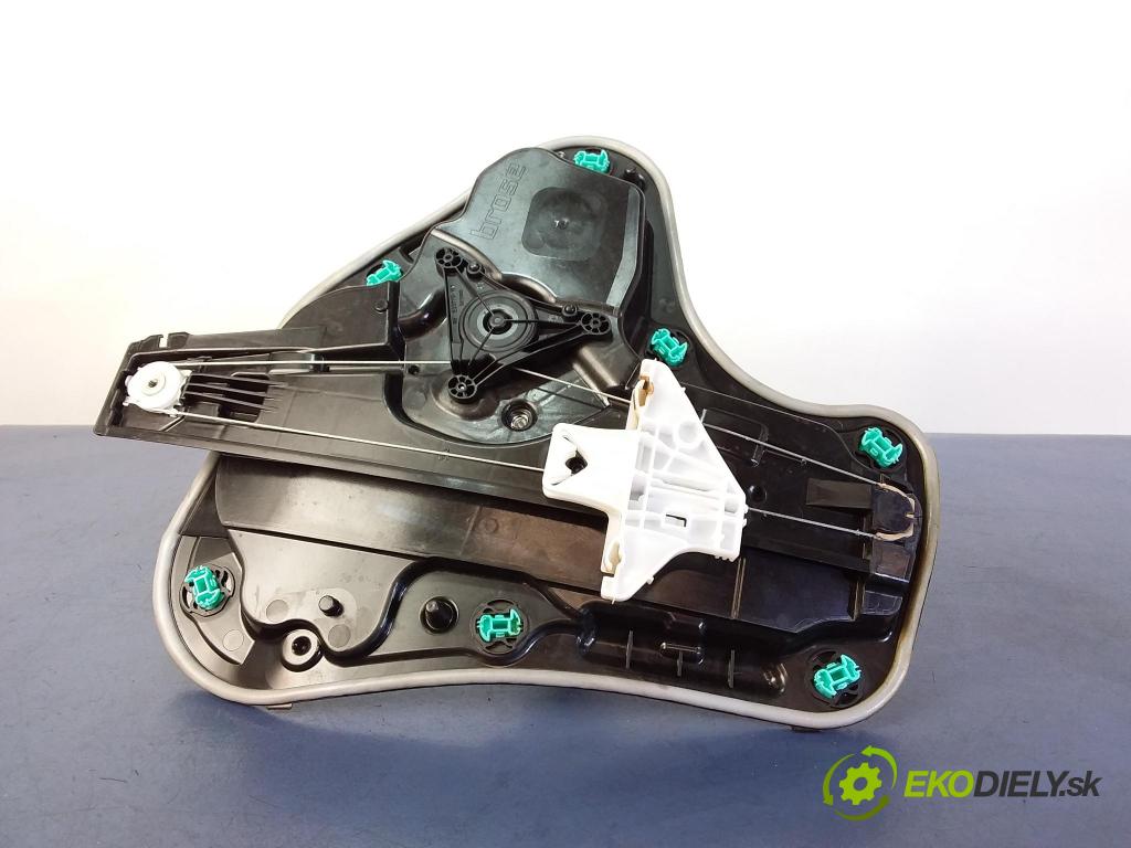 Vw Golf 2020 mechanismus stahování Sklenka: Zad: v pravo: 5H0839402D