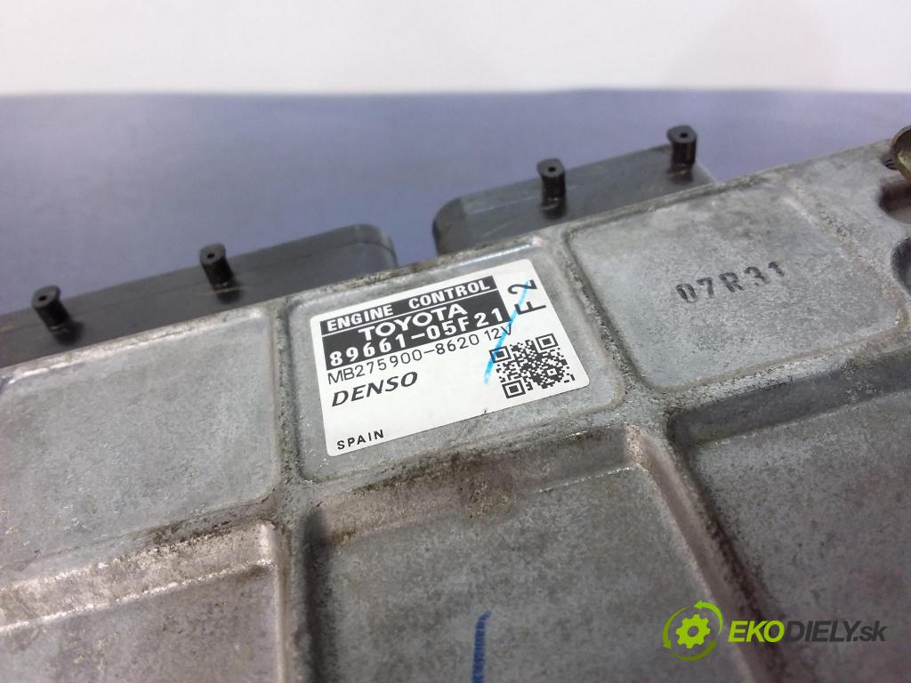 Toyota Avensis 2014 riadiaca jednotka Motor: 8966105F21