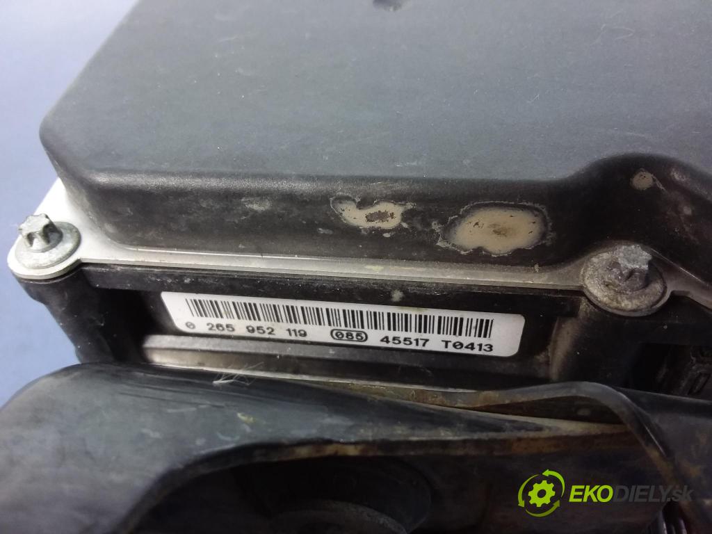 Toyota Avensis 2014 čerpadlo ABS x 44540-05140