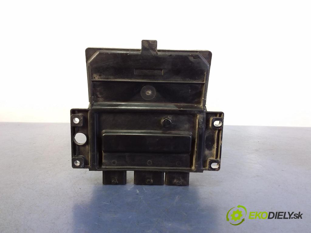 Nissan Micra 2003 riadiaca jednotka Motor: 8200308217