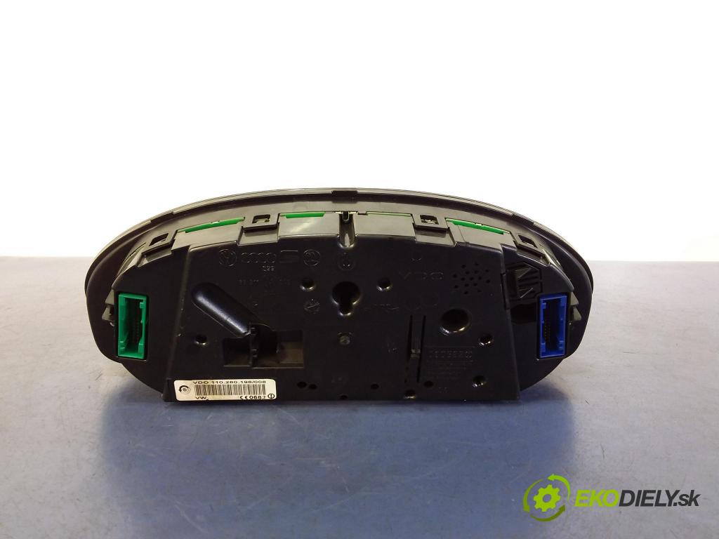 Vw Passat 2003 prístrojovka/ budíky 3B0920