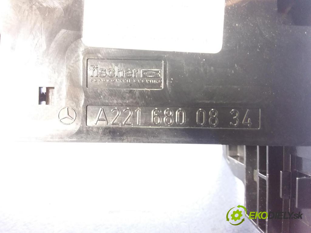 Mercedes S-klasa 2012 kokpit,pristrojová doska A2216800834
