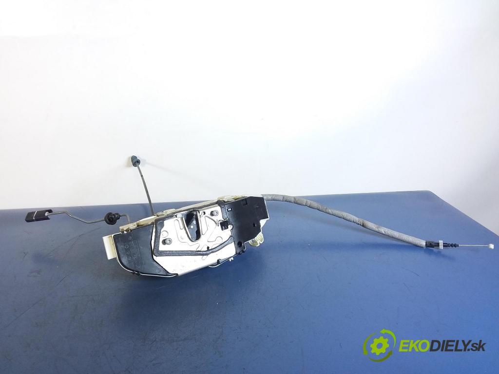 Mercedes S-klasa 2012 zámek dveře Zad: Levý: A2217307735