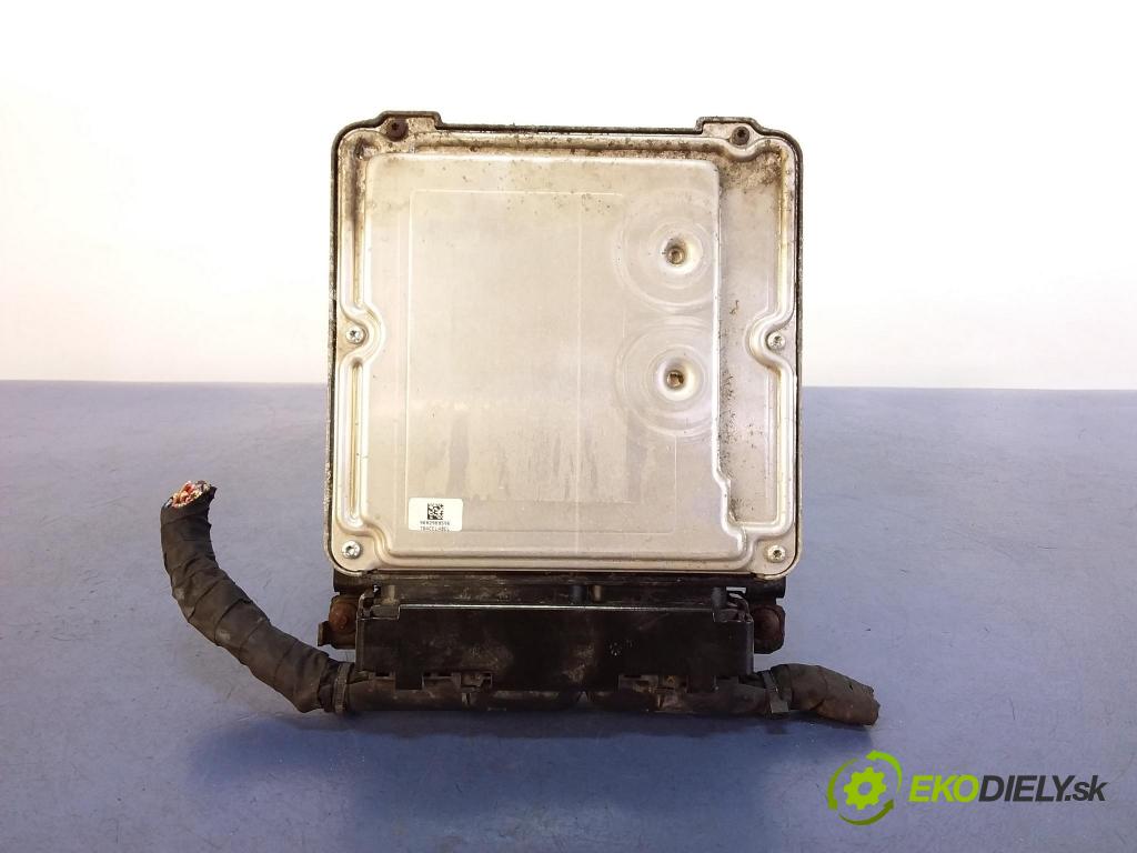 Vw Passat 2009 riadiaca jednotka Motor: 03L907309