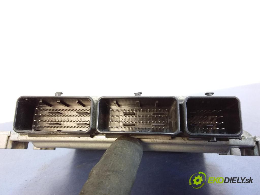 Dacia Lodgy 2012 riadiaca jednotka Motor: 237103217R