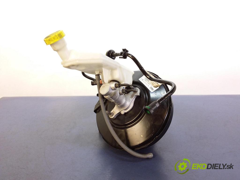 Peugeot 208 2015 servo Brzdní: 9811514380