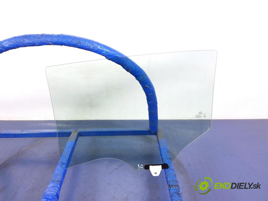 Mazda 3 2016 sklo dvere zad Prava: 