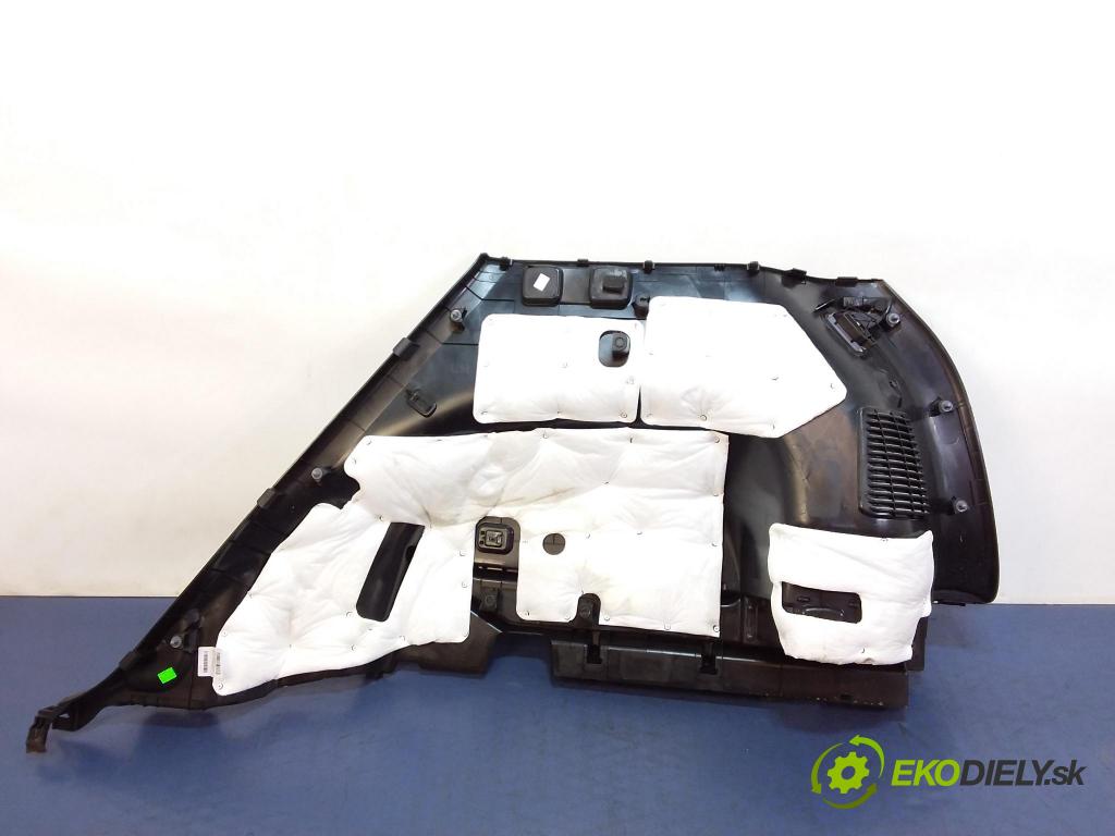 Kia Sportage 2016 kryt Plast: Interiéry: