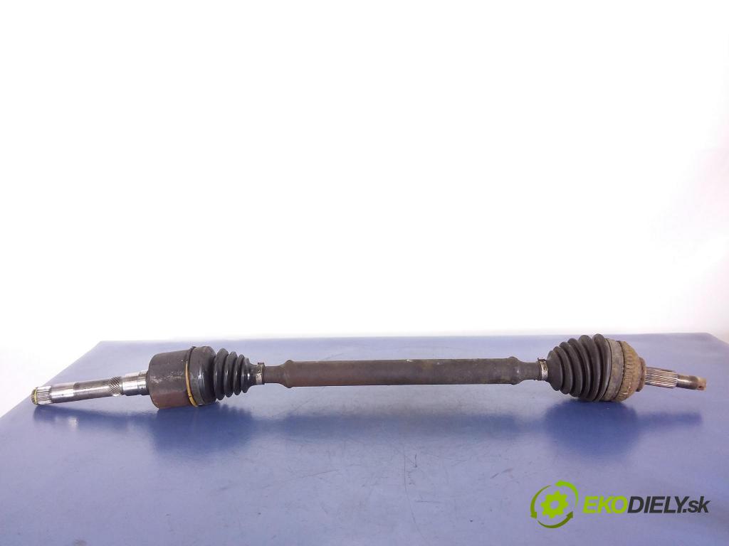 Chrysler Voyager 2002 poloos Prava: Predné