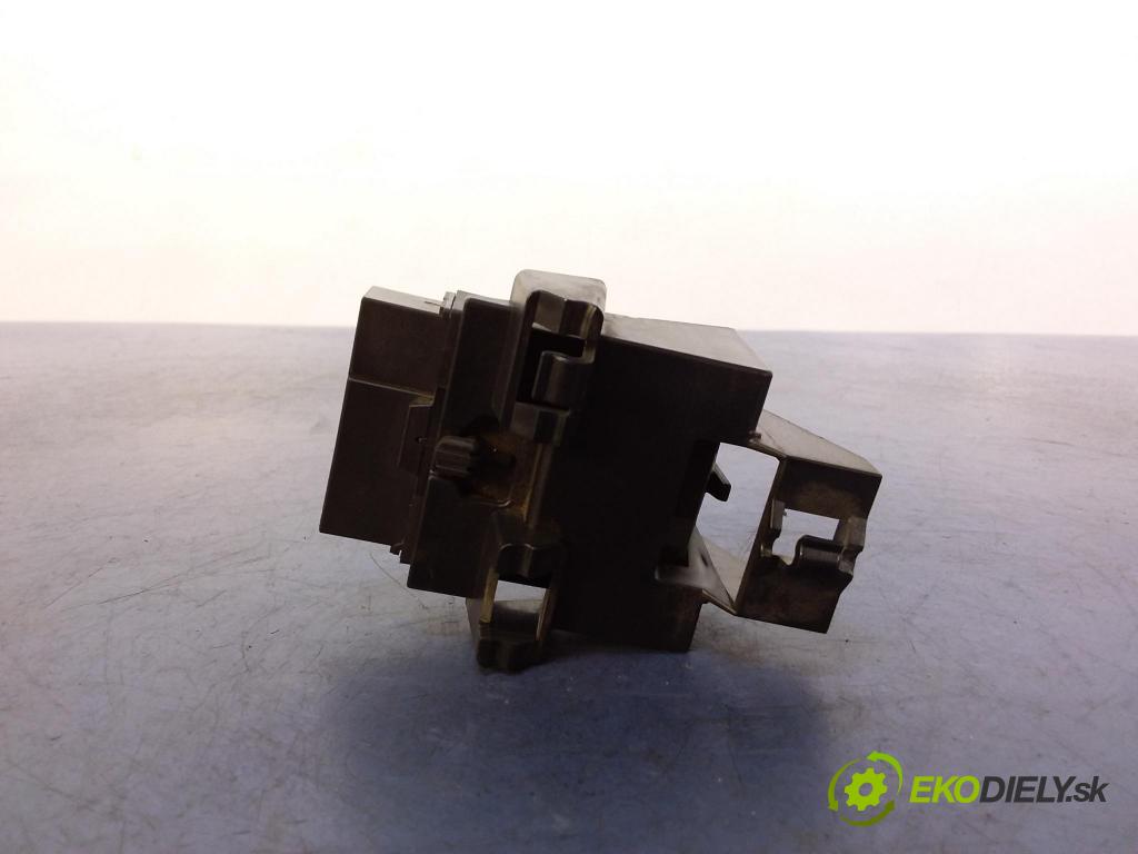 Bmw Seria 5 2008 riadiaca jednotka Sedadlo: 9159166