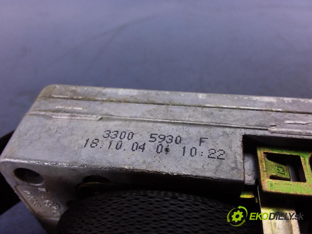 Mercedes C-klasa 2005 Pásy: Bezpečnosť: x