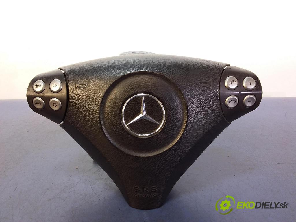 Mercedes C-klasa 2005 kokpit,pristrojová doska 2036800187