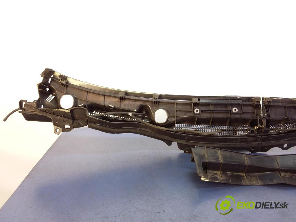 Mazda 2 2011 torpédo DF72507P1
