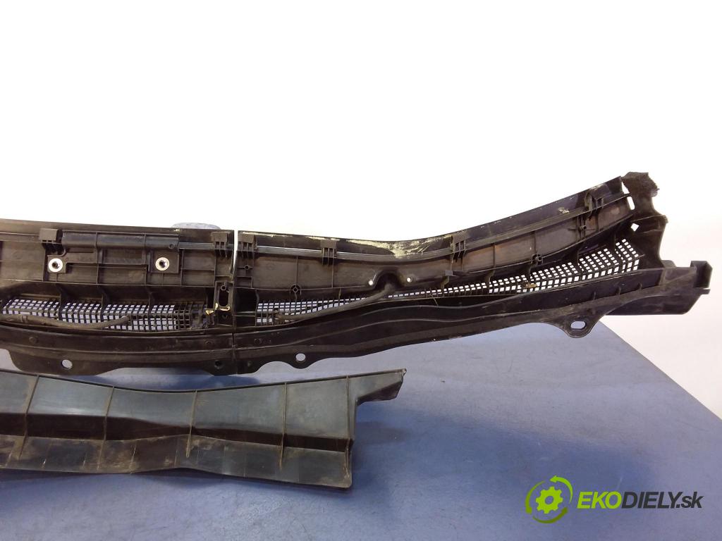 Mazda 2 2011 torpédo DF72507P1