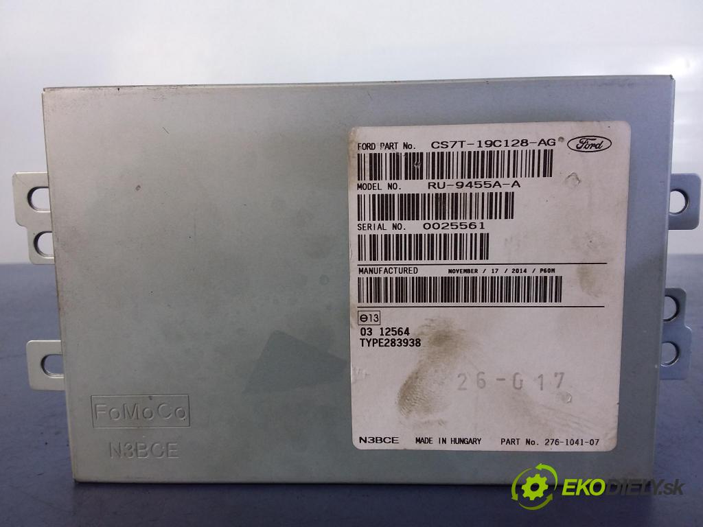 Ford Mondeo 2014 Radio I Navigácia: 6M21-220A20-AD