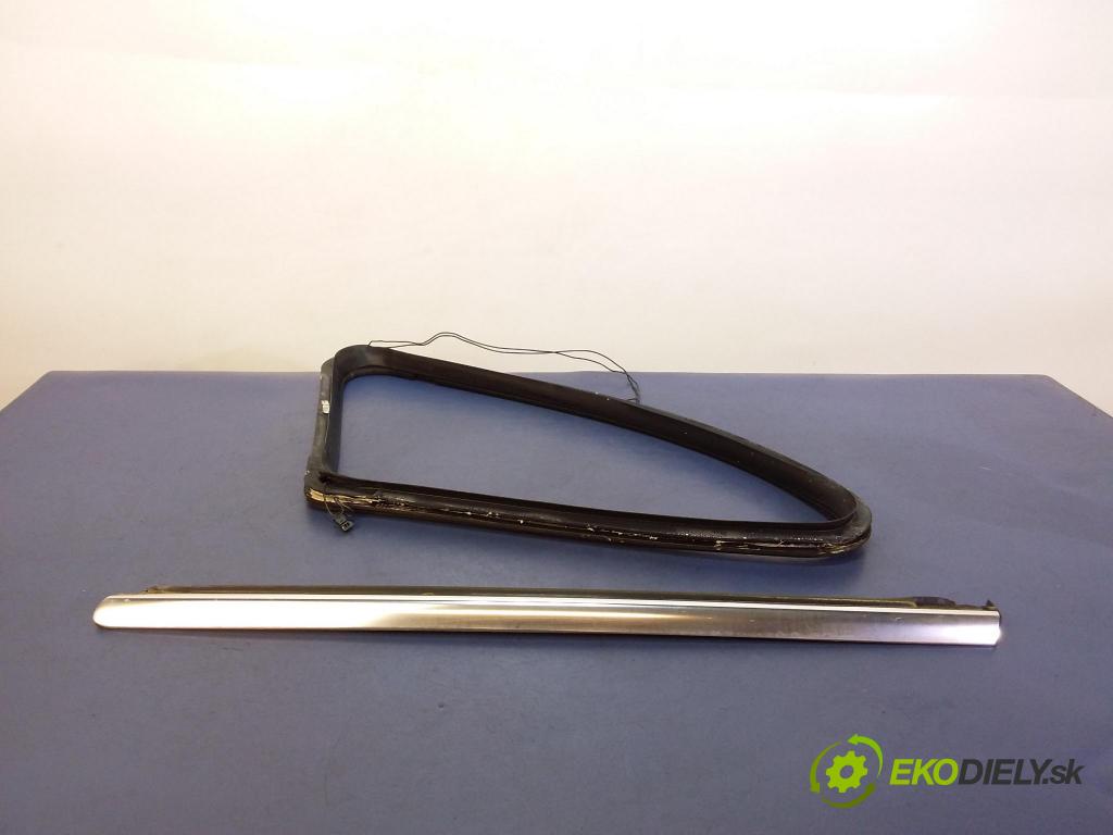 Mercedes R-klasa 2006 sklo Karoséria: zad