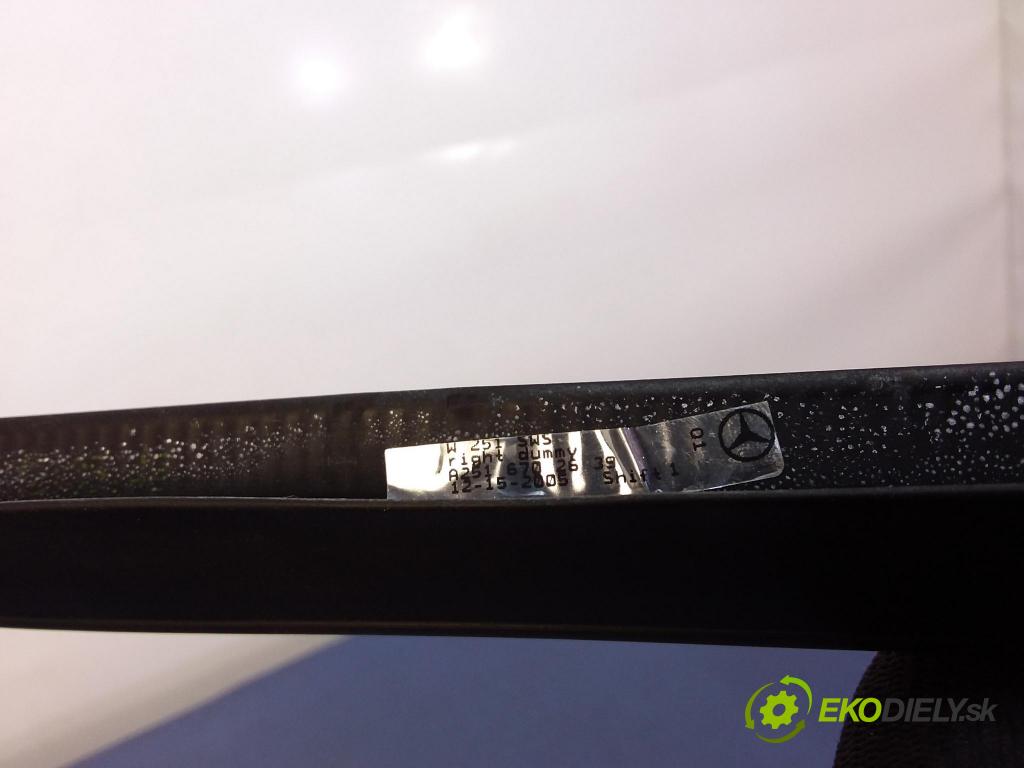 Mercedes R-klasa 2006 sklo Karoséria: zad 