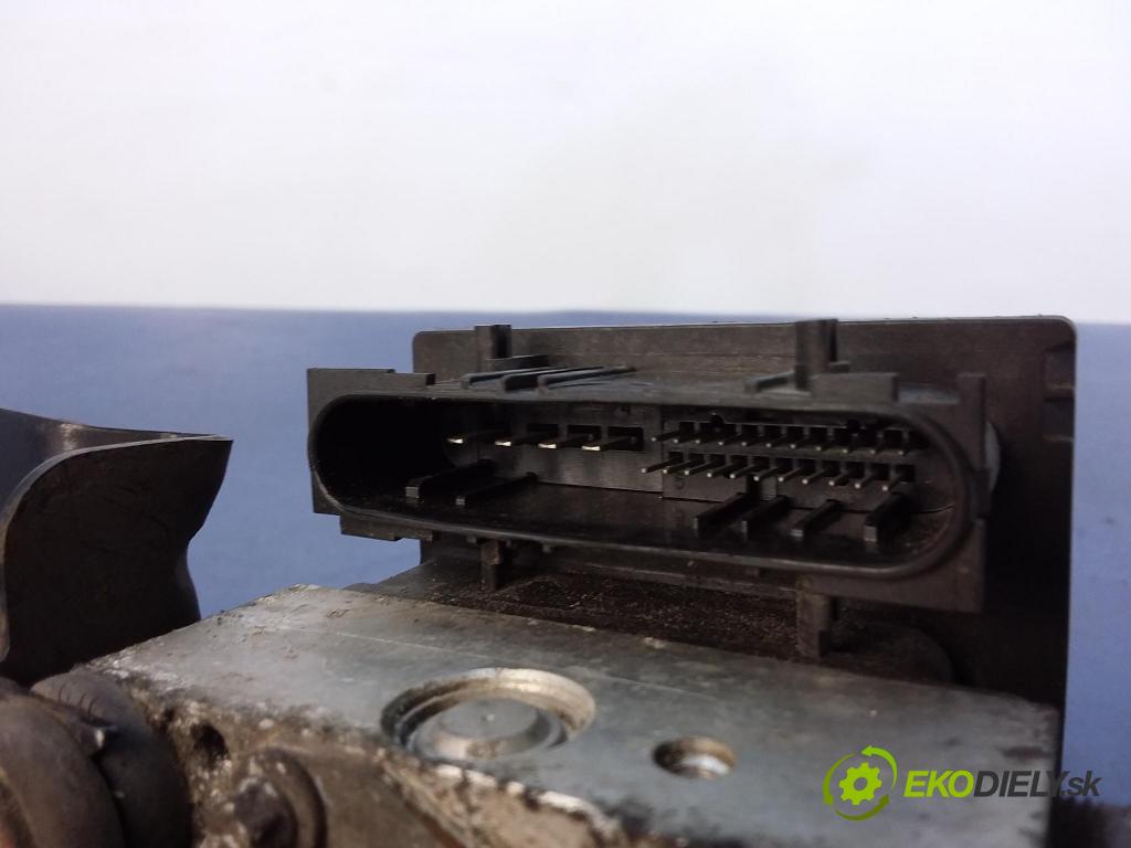 Renault Clio 2008 čerpadlo ABS x 8200747140