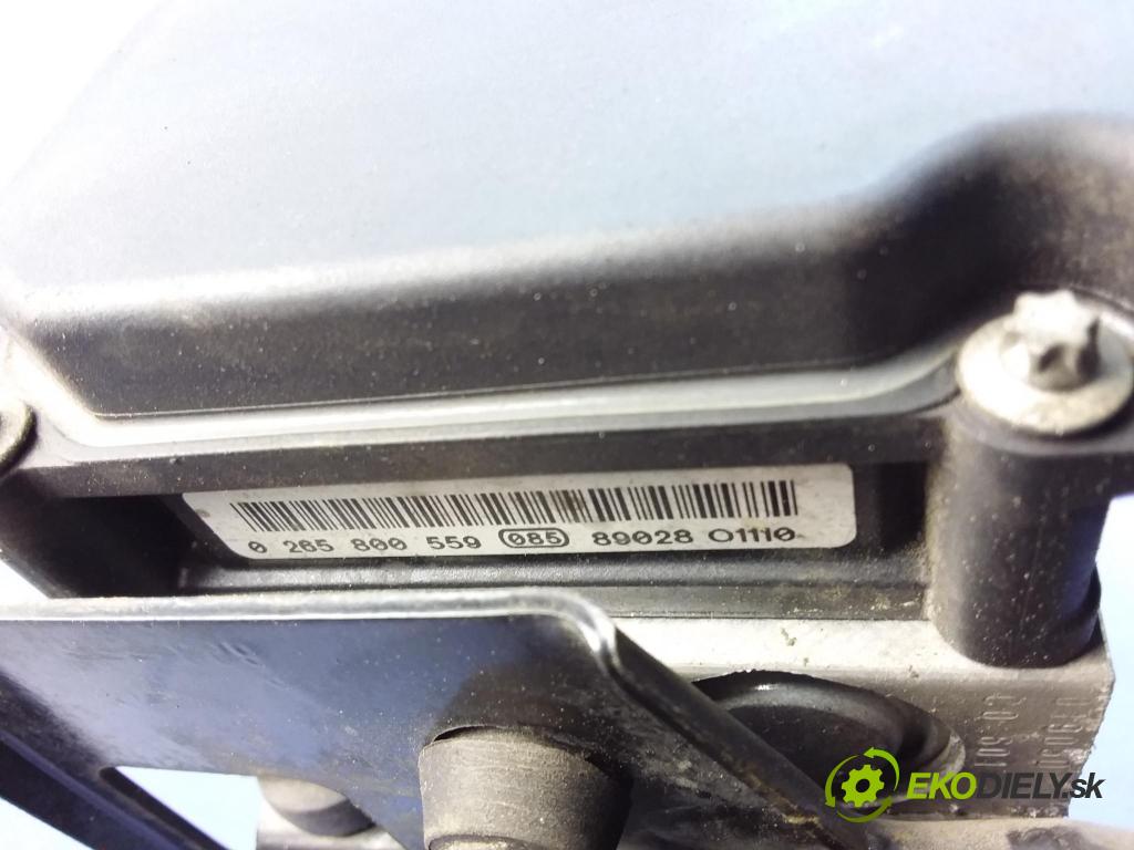 Renault Clio 2008 čerpadlo ABS x 8200747140