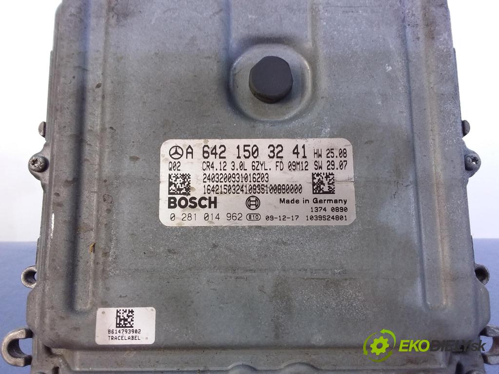 Mercedes R-klasa 2006 riadiaca jednotka A6421503241