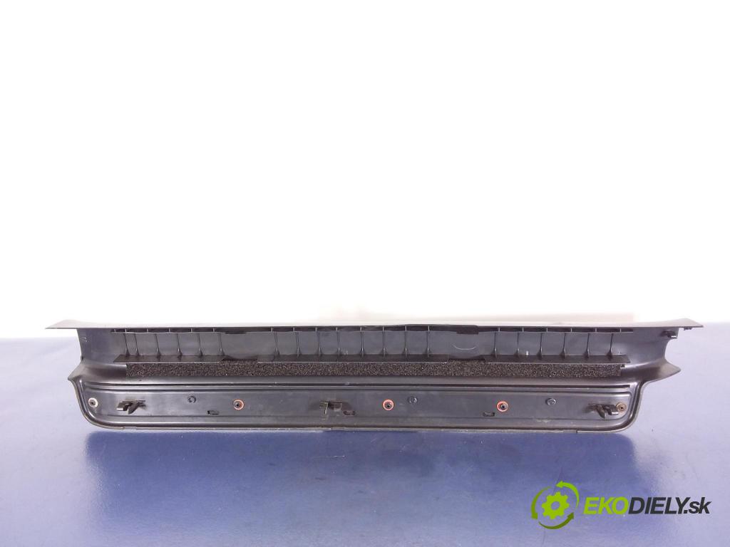 Toyota Avensis 2003 lišta Práh: 67913-05040