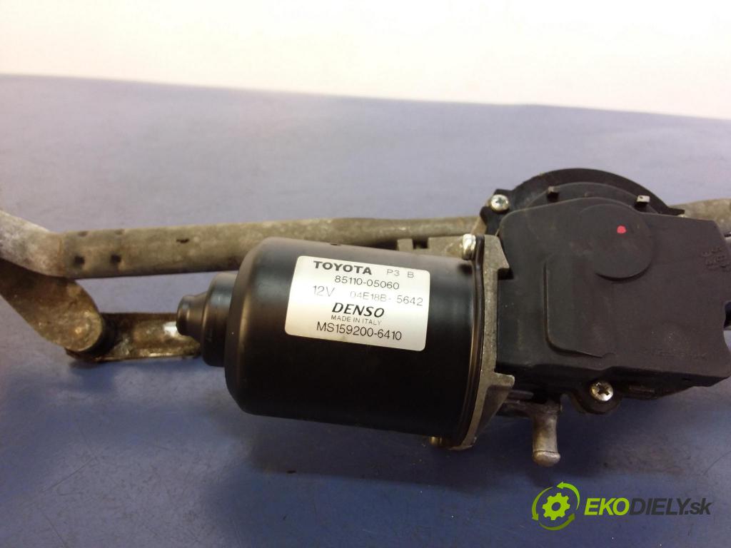Toyota Avensis 2003 mechanizmus motor: Stierače: Predné 85110-05060