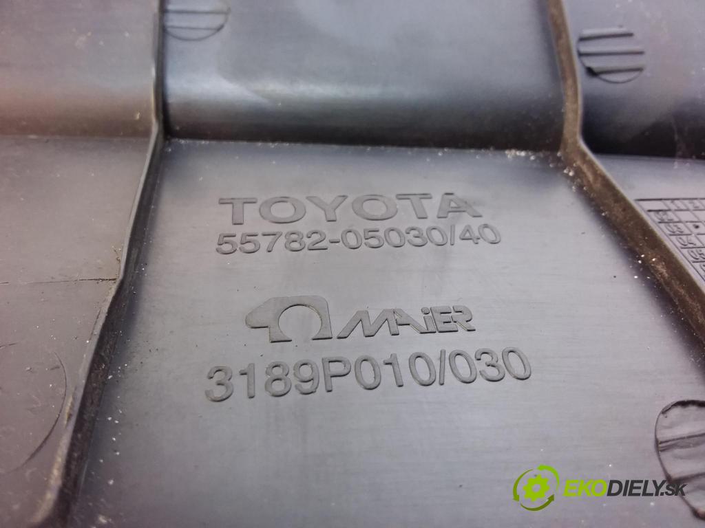 Toyota Avensis 2003 torpédo 55782-05030