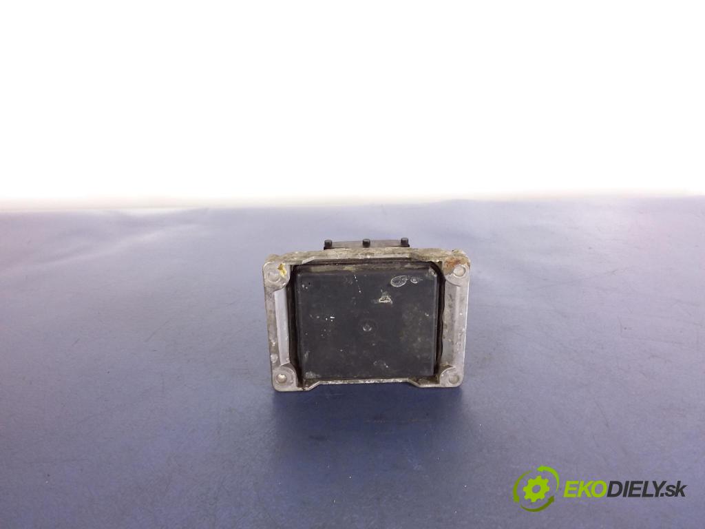 Fiat Punto 2003 riadiaca jednotka 1039S02301