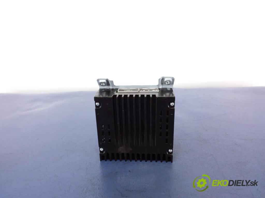 Honda CR-V 2014 Zesilovač: 39186-T1G-G011-M