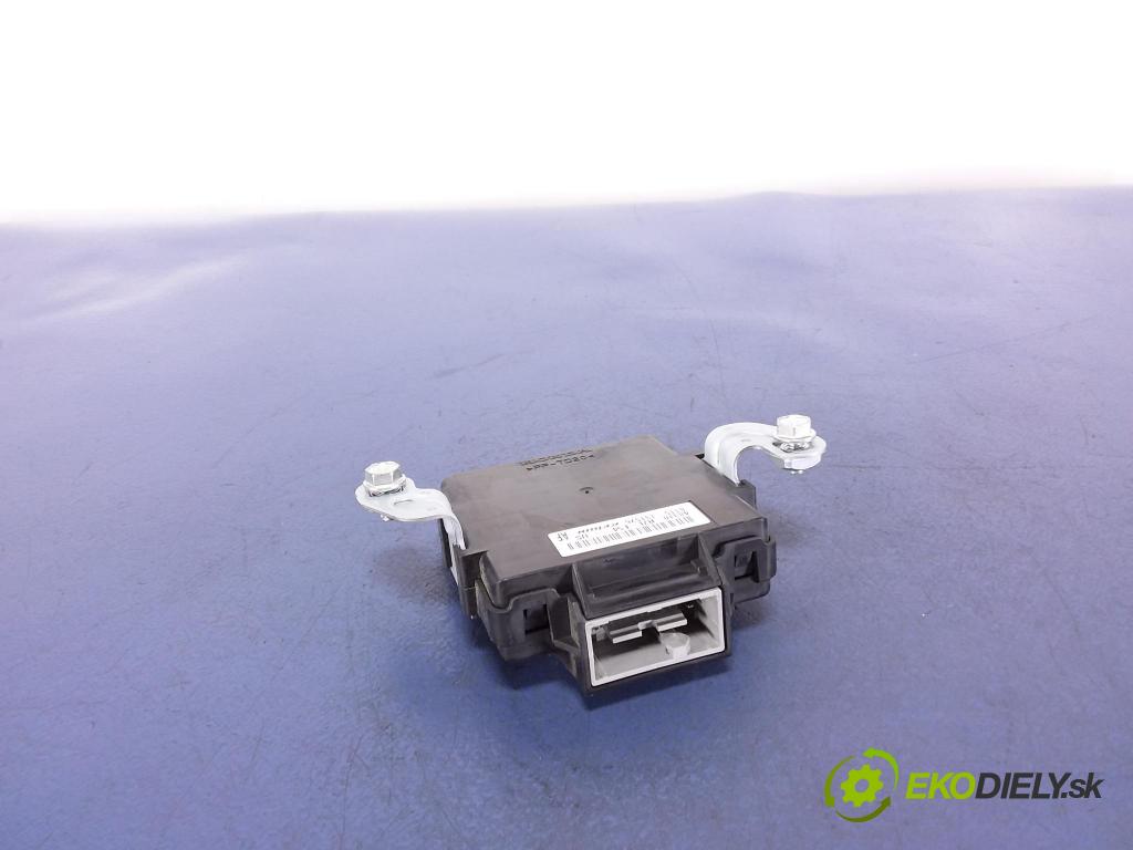 Honda CR-V 2014 riadiaca jednotka 48310-R7L-E54